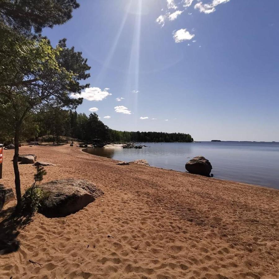 Отель Hamina Camping Pitkaethiekat Экстерьер фото
