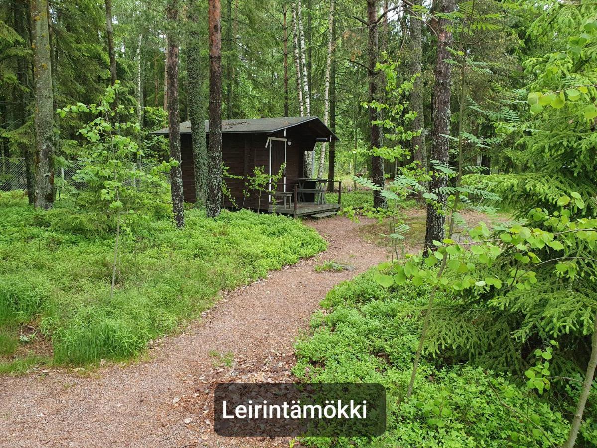 Отель Hamina Camping Pitkaethiekat Экстерьер фото